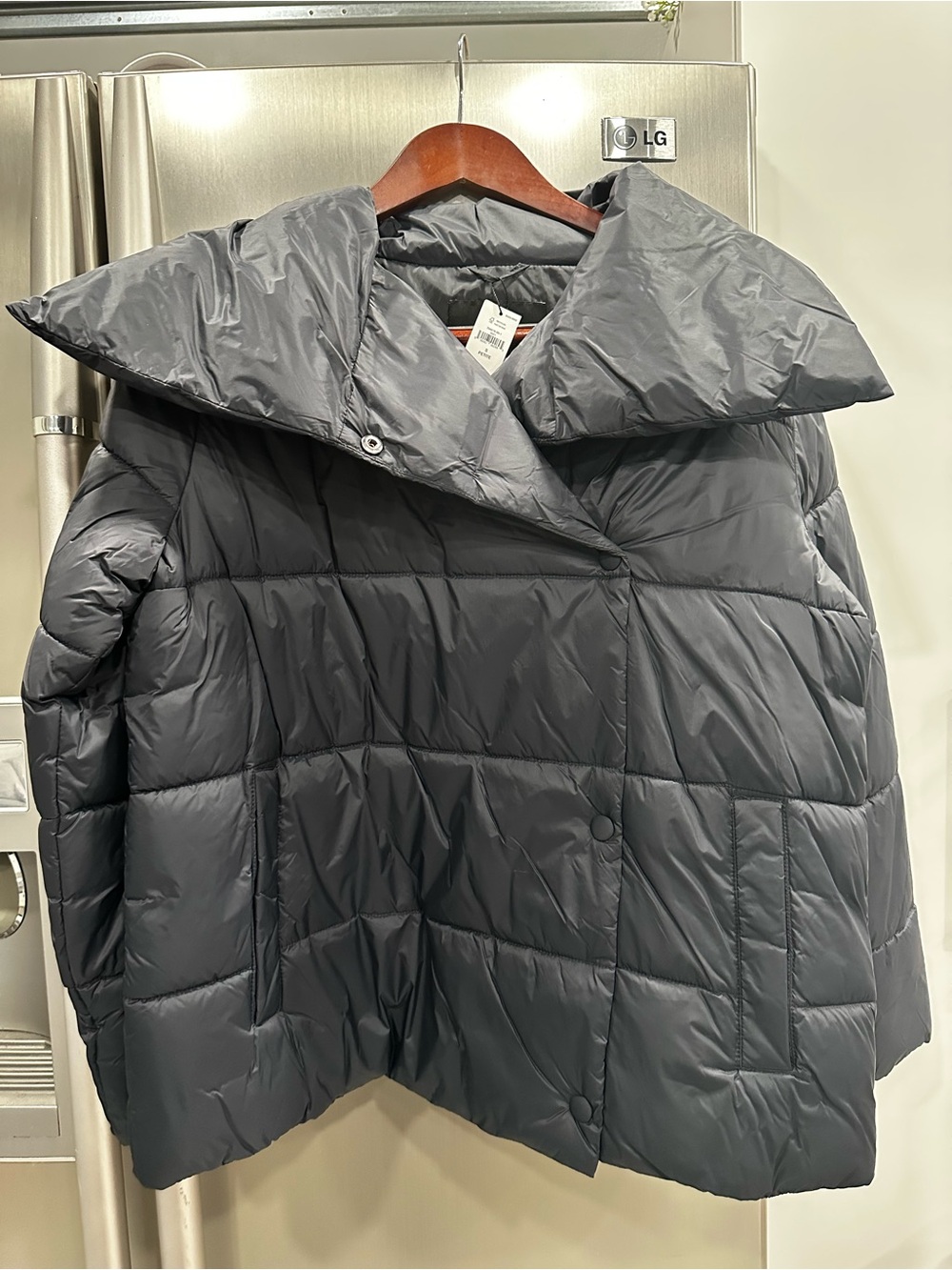 Banana Republic Quilted Puffer Coat in Charcoal Gray